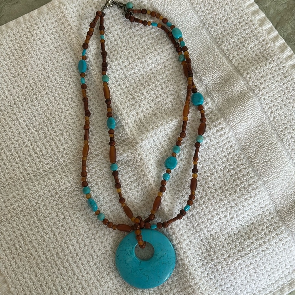 Turquoise beaded necklace